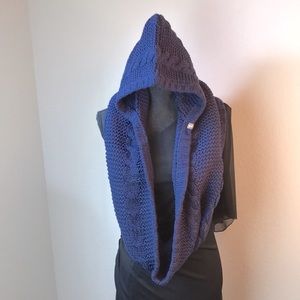 Sperry Top-Sider Hooded Scarf